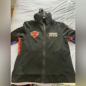 nike therma flex knicks nba lot of two